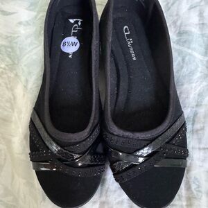 CL by Laundry Black Flats with Bow Detail